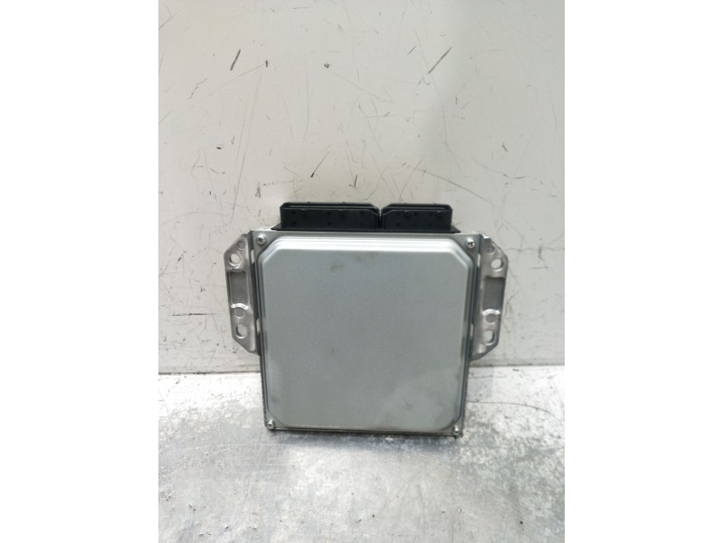 Recambio de centralita motor uce para mitsubishi l200 / triton (ka_t, kb_t) 2.5 di-d 4wd (kb4t) referencia OEM IAM 1860A549 MA27