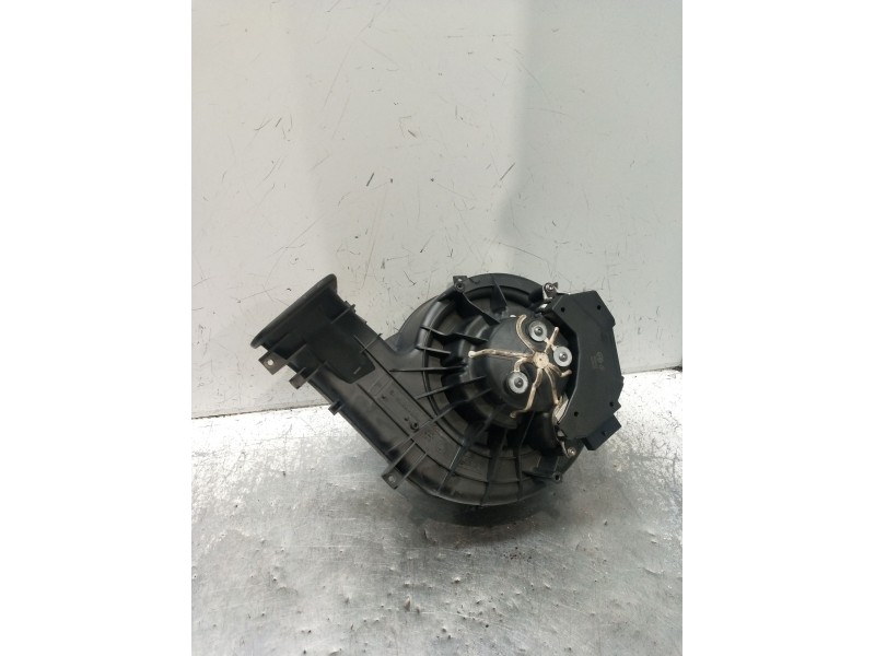 Recambio de motor calefaccion para opel vectra c (z02) 2.2 dti 16v (f69) referencia OEM IAM 98552T  2003