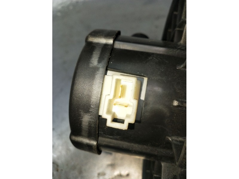 Recambio de motor calefaccion para mitsubishi l200 / triton (ka_t, kb_t) 2.5 di-d 4wd (kb4t) referencia OEM IAM 34411J520  2005