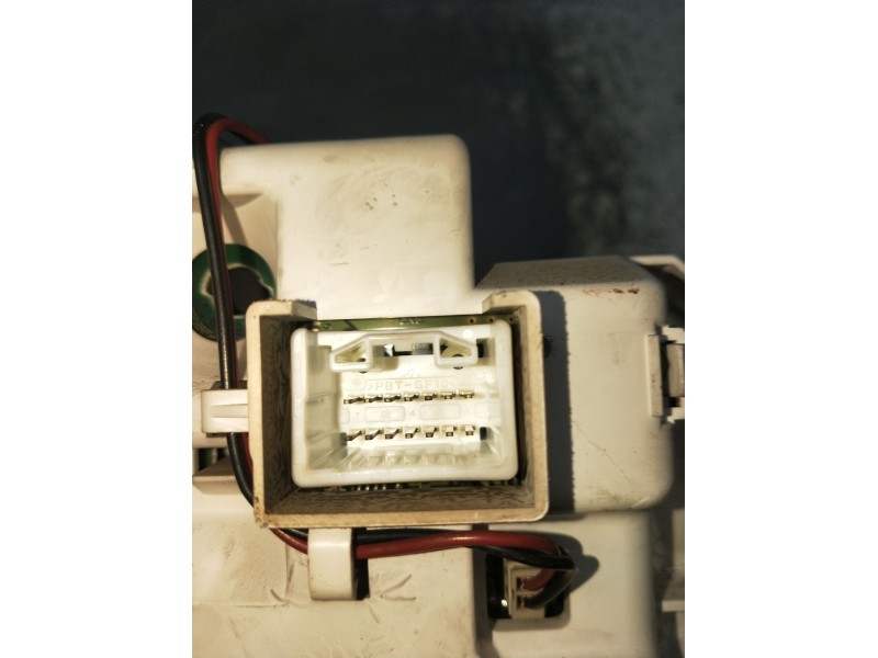 Recambio de cuadro instrumentos para mitsubishi l200 / triton (ka_t, kb_t) 2.5 di-d 4wd (kb4t) referencia OEM IAM MM0039006 A200