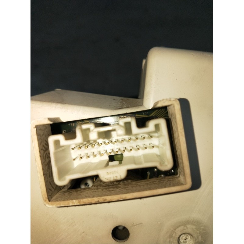 Recambio de cuadro instrumentos para mitsubishi l200 / triton (ka_t, kb_t) 2.5 di-d 4wd (kb4t) referencia OEM IAM MM0039006 A200