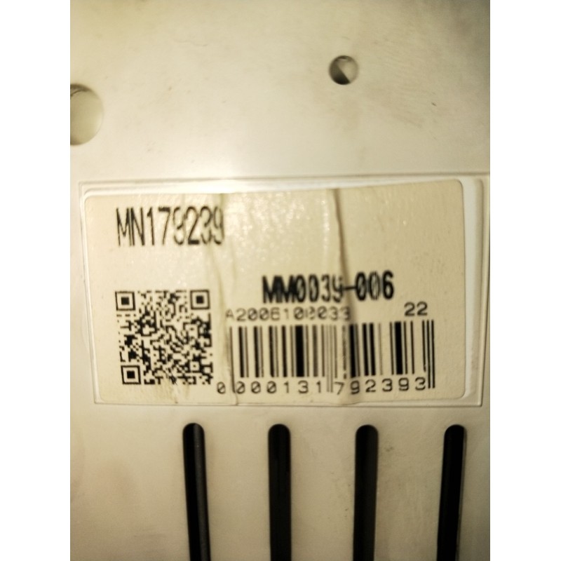 Recambio de cuadro instrumentos para mitsubishi l200 / triton (ka_t, kb_t) 2.5 di-d 4wd (kb4t) referencia OEM IAM MM0039006 A200