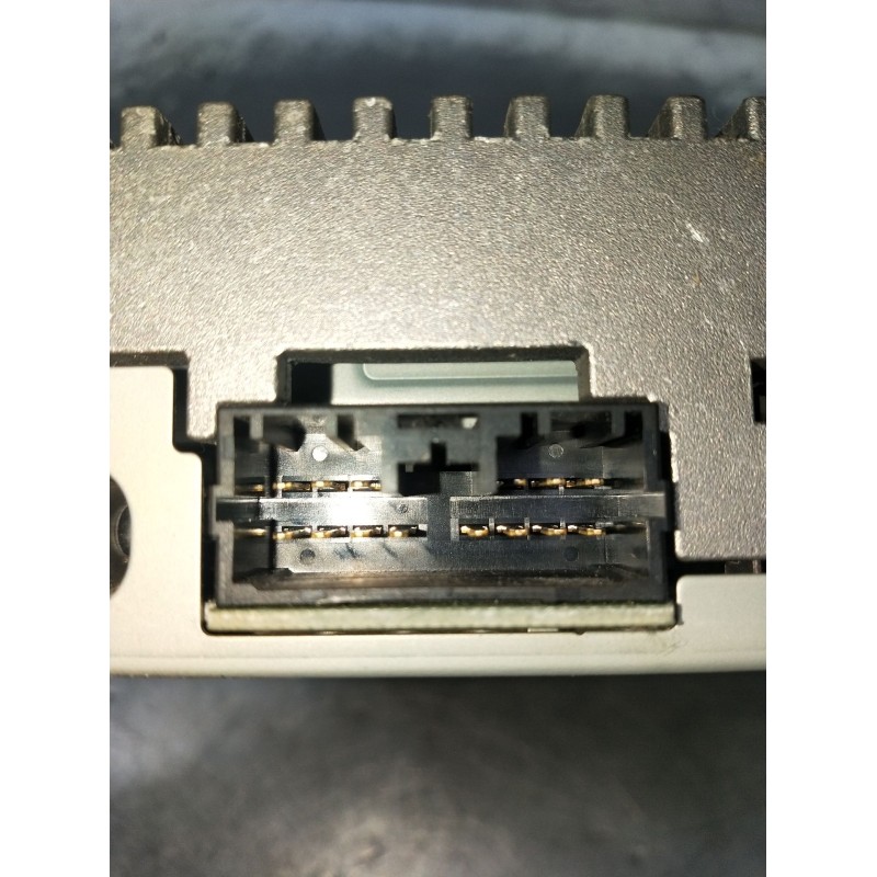 Recambio de sistema audio / radio cd para mitsubishi l200 / triton (ka_t, kb_t) 2.5 di-d 4wd (kb4t) referencia OEM IAM 8701A054H