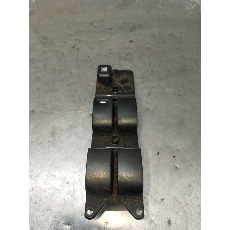 Recambio de mando elevalunas delantero izquierdo para mitsubishi l200 / triton (ka_t, kb_t) 2.5 di-d 4wd (kb4t) referencia OEM I