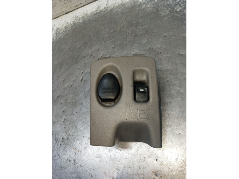 Recambio de mando elevalunas delantero derecho para mitsubishi l200 / triton (ka_t, kb_t) 2.5 di-d 4wd (kb4t) referencia OEM IAM