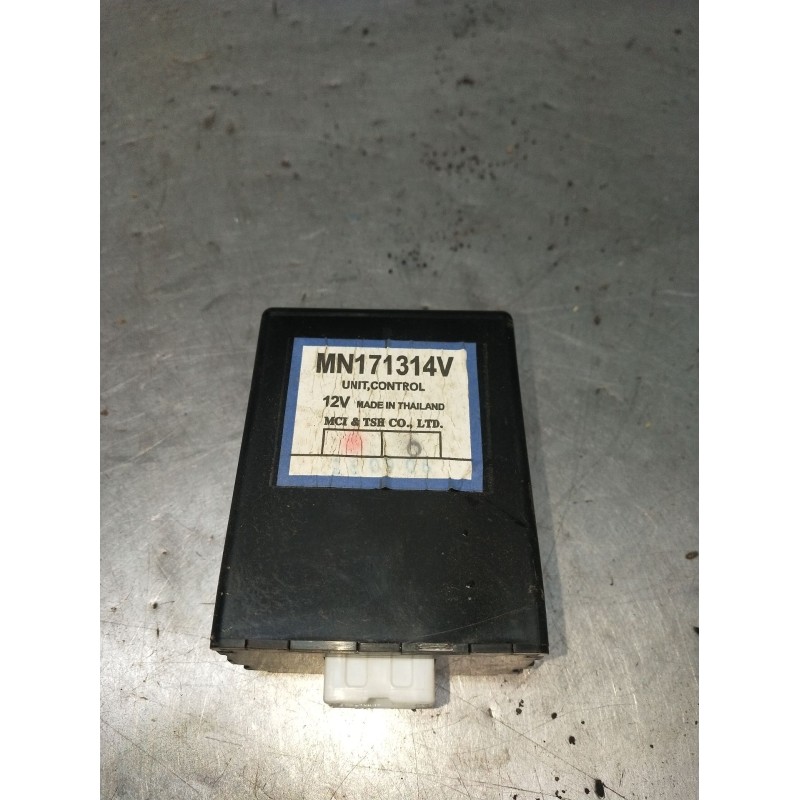 Recambio de modulo electronico para mitsubishi l200 / triton (ka_t, kb_t) 2.5 di-d 4wd (kb4t) referencia OEM IAM MN171314V  2005