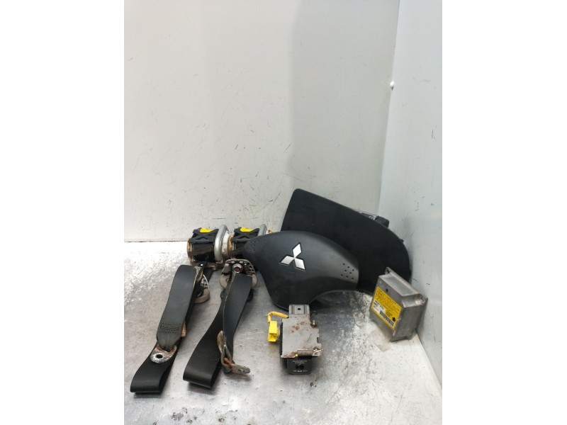 Recambio de kit airbag para mitsubishi l200 / triton (ka_t, kb_t) 2.5 di-d 4wd (kb4t) referencia OEM IAM ME587974DPB  2005