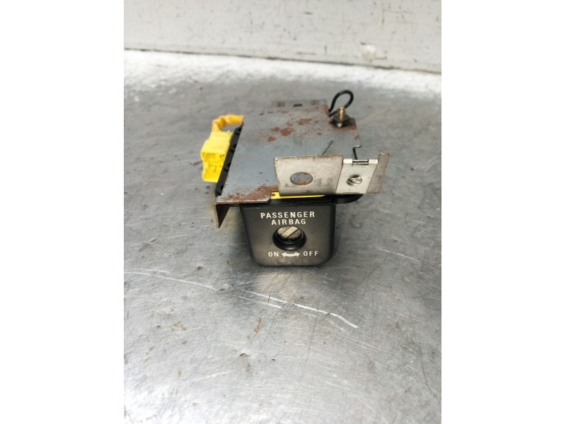 Recambio de kit airbag para mitsubishi l200 / triton (ka_t, kb_t) 2.5 di-d 4wd (kb4t) referencia OEM IAM ME587974DPB  2005