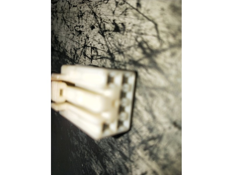 Recambio de piloto trasero izquierdo para kia cee´d hatchback (ed) 1.6 crdi 115 referencia OEM IAM   2006