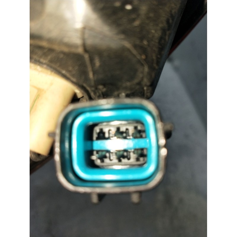 Recambio de piloto trasero derecho para mitsubishi l200 / triton (ka_t, kb_t) 2.5 di-d 4wd (kb4t) referencia OEM IAM   2005