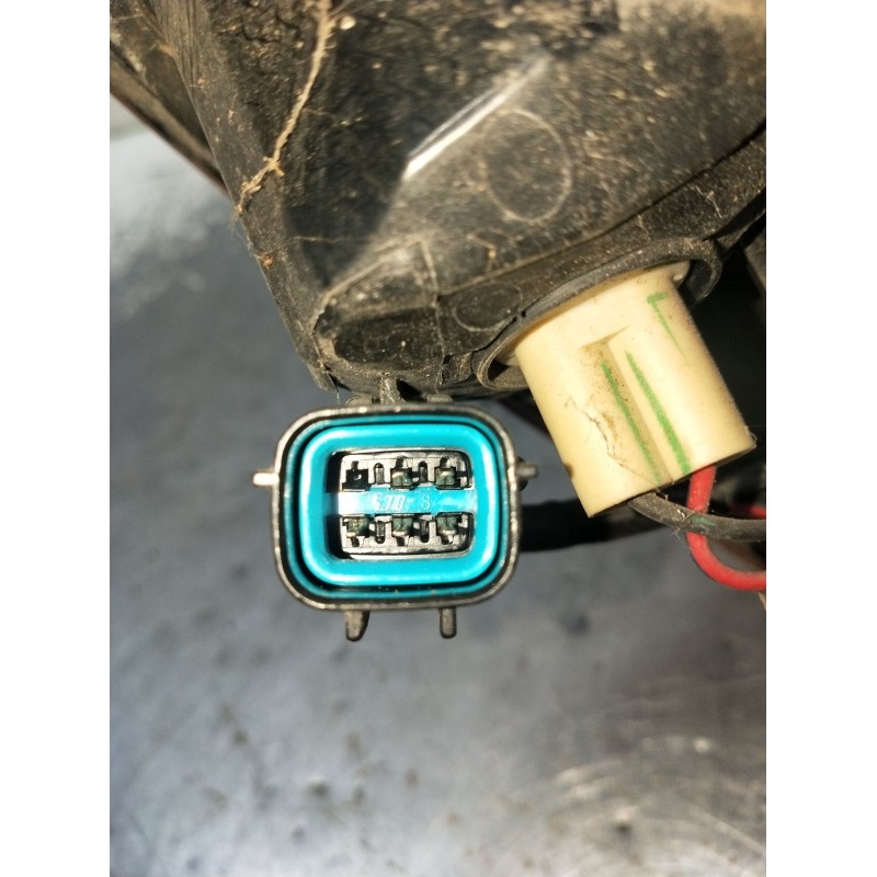 Recambio de piloto trasero izquierdo para mitsubishi l200 / triton (ka_t, kb_t) 2.5 di-d 4wd (kb4t) referencia OEM IAM   2005