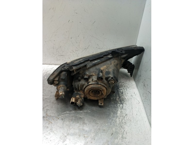 Recambio de faro izquierdo para mitsubishi l200 / triton (ka_t, kb_t) 2.5 di-d 4wd (kb4t) referencia OEM IAM   2005