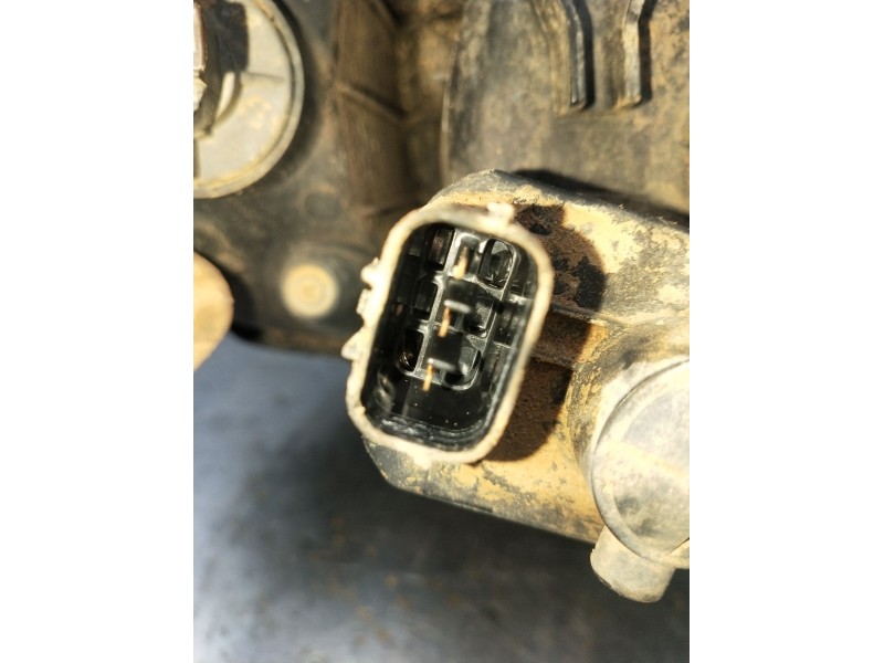 Recambio de faro izquierdo para mitsubishi l200 / triton (ka_t, kb_t) 2.5 di-d 4wd (kb4t) referencia OEM IAM   2005