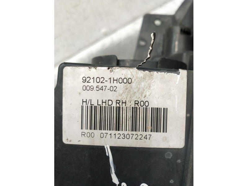 Recambio de faro derecho para kia cee´d hatchback (ed) 1.6 crdi 115 referencia OEM IAM 921021H000 071123072247 2006