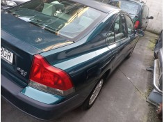 volvo s60 berlina del año 2001 2