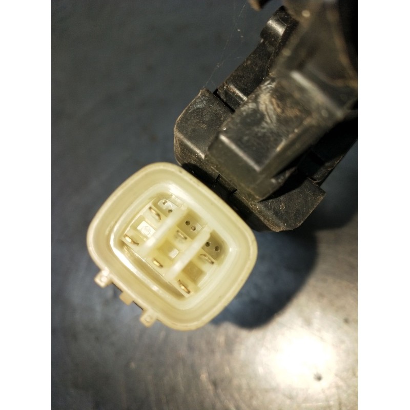 Recambio de elevalunas delantero izquierdo para mitsubishi l200 / triton (ka_t, kb_t) 2.5 di-d 4wd (kb4t) referencia OEM IAM AE0