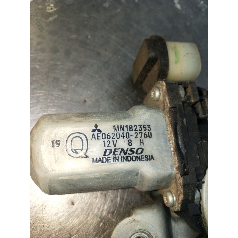 Recambio de elevalunas delantero izquierdo para mitsubishi l200 / triton (ka_t, kb_t) 2.5 di-d 4wd (kb4t) referencia OEM IAM AE0