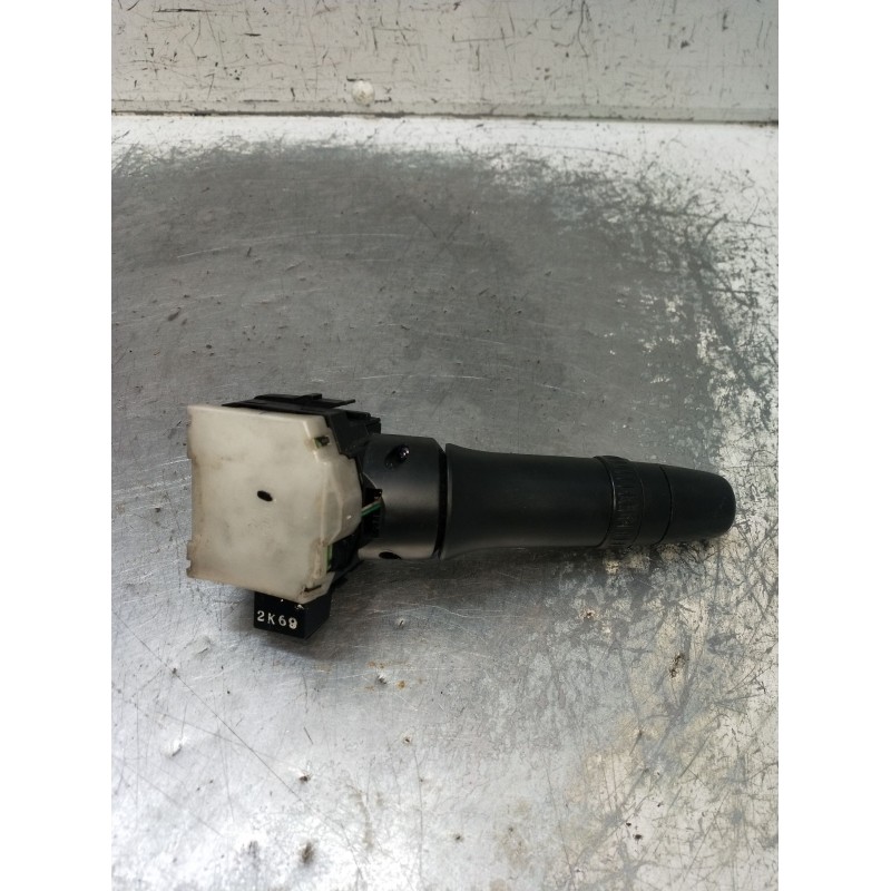 Recambio de mando luces para mitsubishi l200 / triton (ka_t, kb_t) 2.5 di-d 4wd (kb4t) referencia OEM IAM E380013  2005