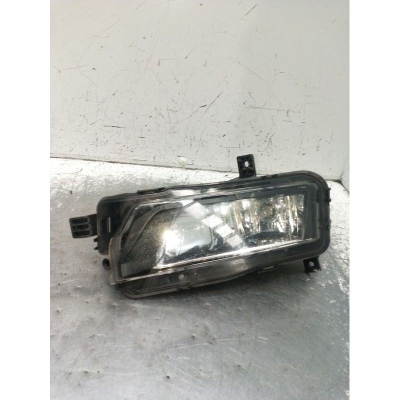 Recambio de faro antiniebla derecho para volkswagen caddy iv furgoneta/monovolumen (saa, sah) 2.0 tdi referencia OEM IAM 2K59416
