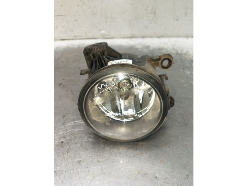 Recambio de faro antiniebla derecho para mitsubishi l200 / triton (ka_t, kb_t) 2.5 di-d 4wd (kb4t) referencia OEM IAM 89203951  