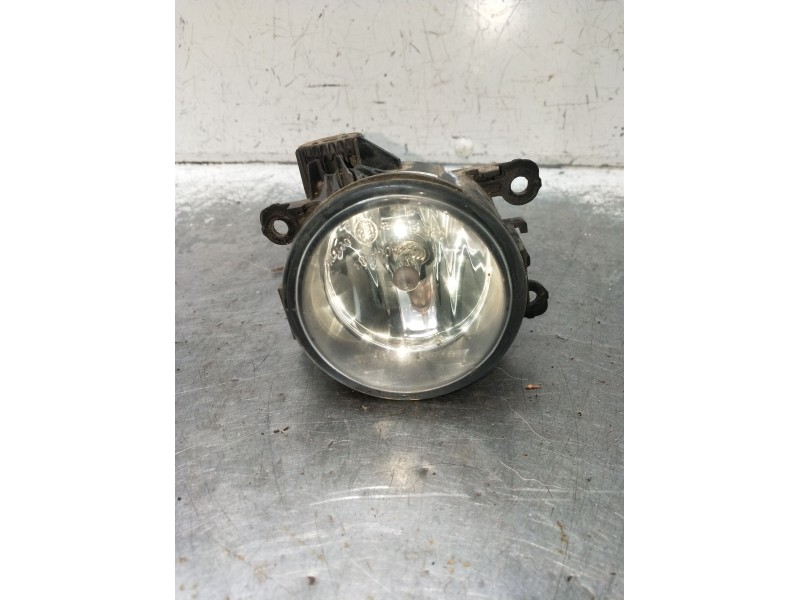 Recambio de faro antiniebla izquierdo para mitsubishi l200 / triton (ka_t, kb_t) 2.5 di-d 4wd (kb4t) referencia OEM IAM 89203951