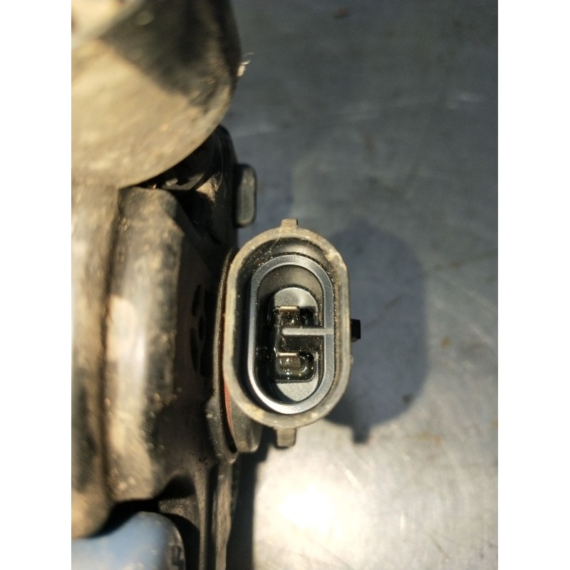 Recambio de faro antiniebla izquierdo para mitsubishi l200 / triton (ka_t, kb_t) 2.5 di-d 4wd (kb4t) referencia OEM IAM 89203951