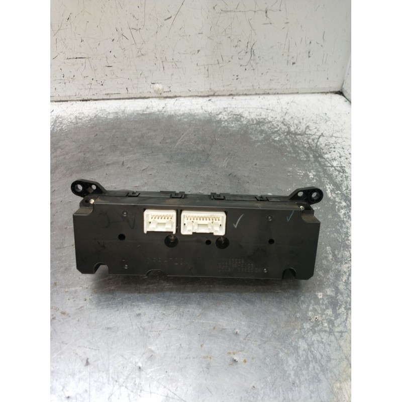 Recambio de mando calefaccion / aire acondicionado para mitsubishi l200 / triton (ka_t, kb_t) 2.5 di-d 4wd (kb4t) referencia OEM