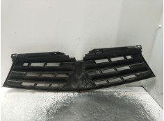 Recambio de rejilla delantera para mitsubishi l200 / triton (ka_t, kb_t) 2.5 di-d 4wd (kb4t) referencia OEM IAM   2005 2