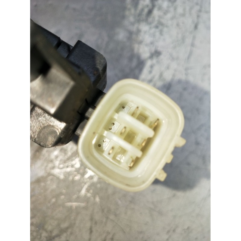 Recambio de elevalunas trasero derecho para mitsubishi l200 / triton (ka_t, kb_t) 2.5 di-d 4wd (kb4t) referencia OEM IAM   