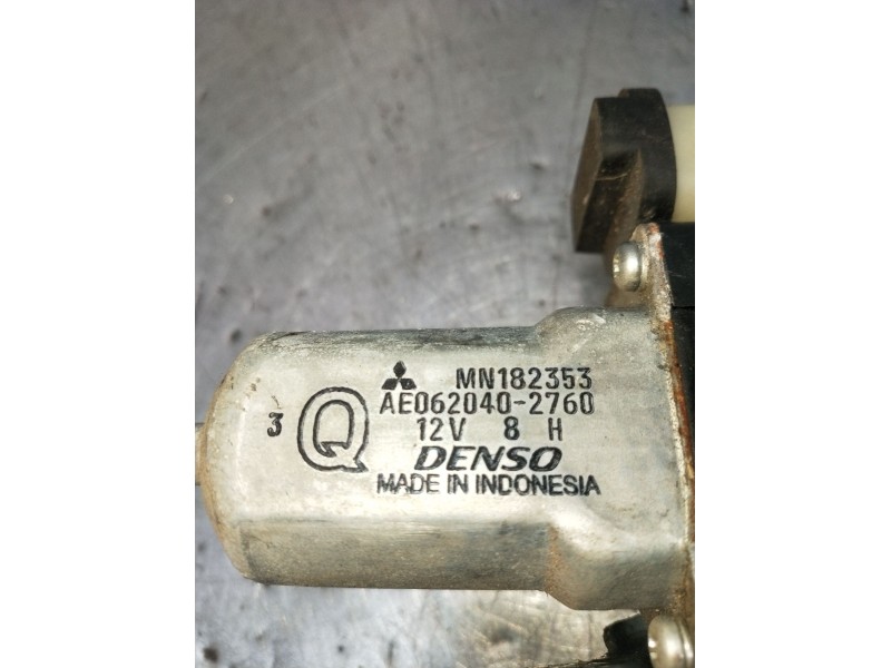 Recambio de elevalunas trasero derecho para mitsubishi l200 / triton (ka_t, kb_t) 2.5 di-d 4wd (kb4t) referencia OEM IAM   