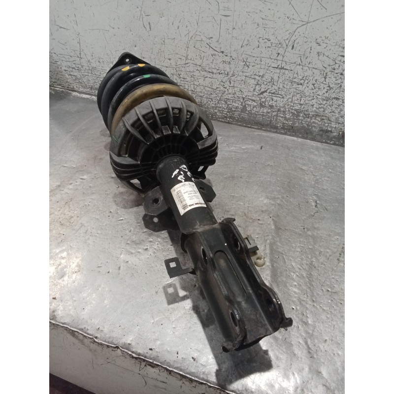 Recambio de amortiguador delantero izquierdo para mercedes-benz clase v (w447) v 200 cdi / d (447.811, 447.813, 447.815) referen