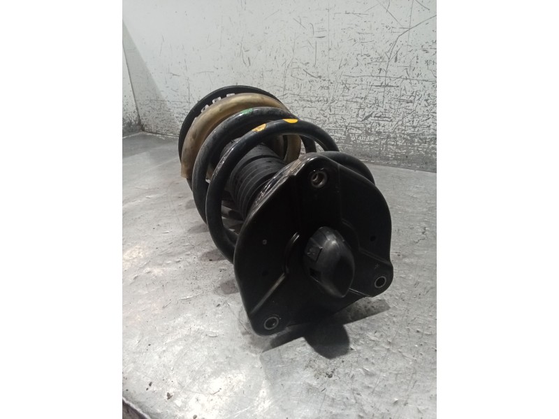 Recambio de amortiguador delantero izquierdo para mercedes-benz clase v (w447) v 200 cdi / d (447.811, 447.813, 447.815) referen