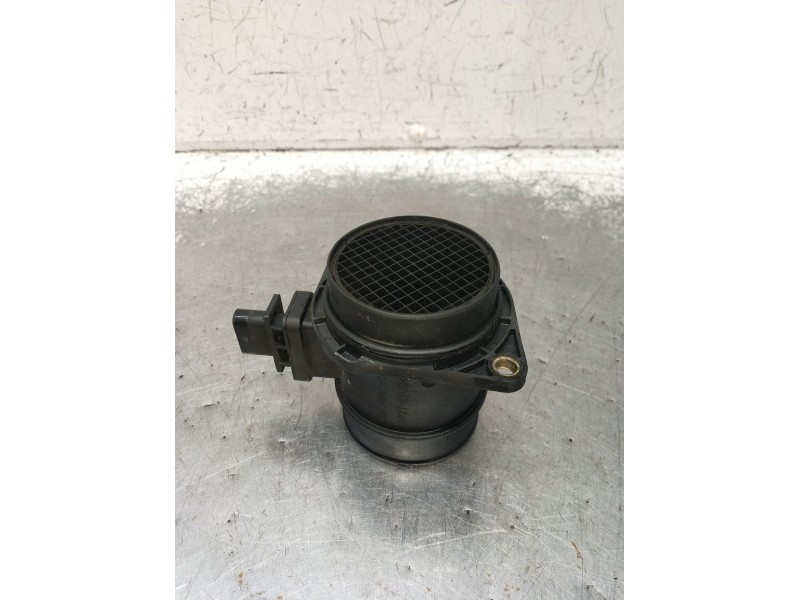 Recambio de caudalimetro para kia cee´d hatchback (ed) 1.6 crdi 115 referencia OEM IAM 9220930004 281642A401 2006