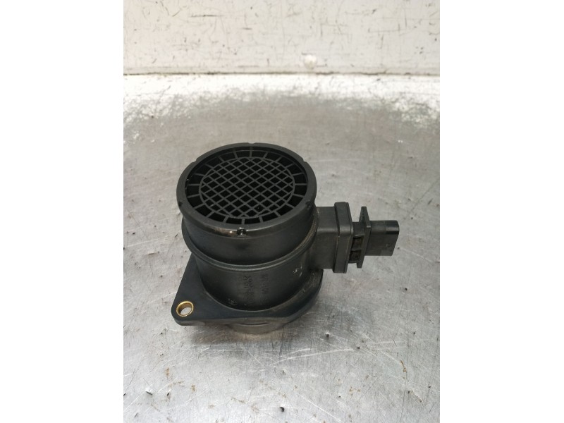 Recambio de caudalimetro para kia cee´d hatchback (ed) 1.6 crdi 115 referencia OEM IAM 9220930004 281642A401 2006