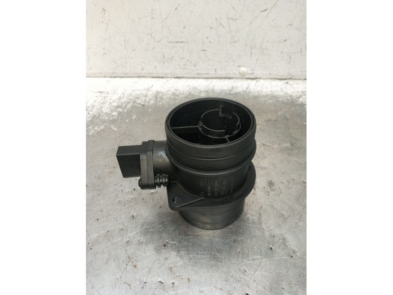 Recambio de caudalimetro para audi a3 (8p1) 2.0 tdi 16v referencia OEM IAM 0281002461 074906461B 2004
