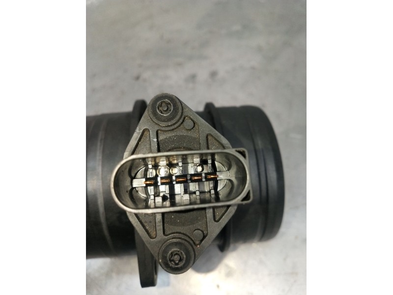 Recambio de caudalimetro para audi a3 (8p1) 2.0 tdi 16v referencia OEM IAM 0281002461 074906461B 2004