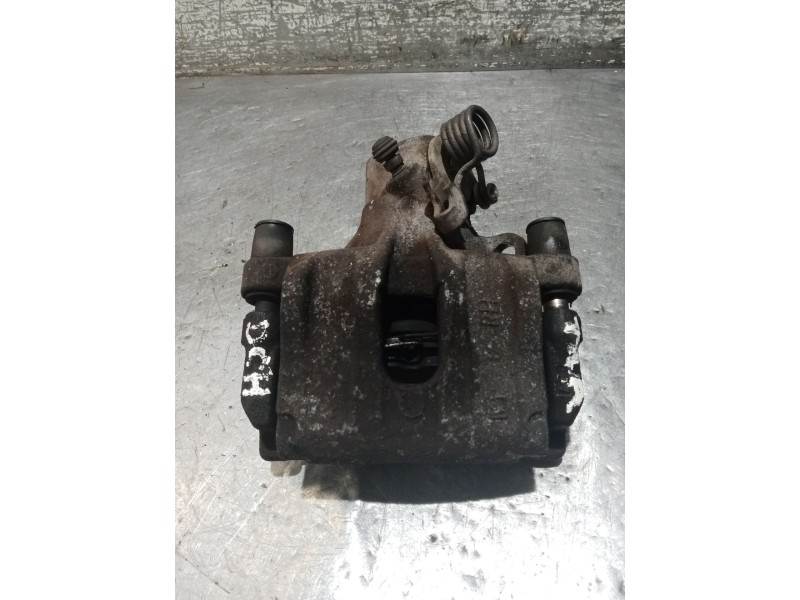 Recambio de pinza freno trasera derecha para ford focus ii turnier (da_, ffs, ds) 1.6 tdci referencia OEM IAM   05