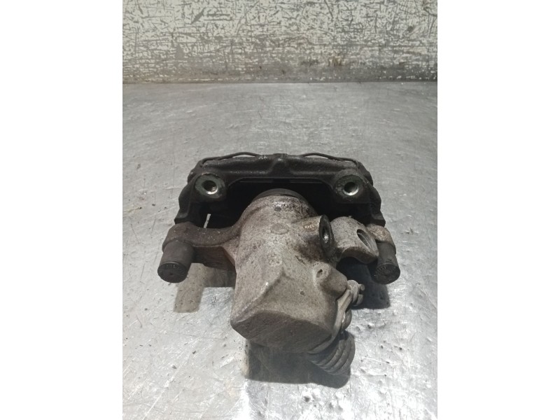 Recambio de pinza freno trasera derecha para ford focus ii turnier (da_, ffs, ds) 1.6 tdci referencia OEM IAM   05