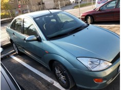 ford focus berlina (cak) del año 2001