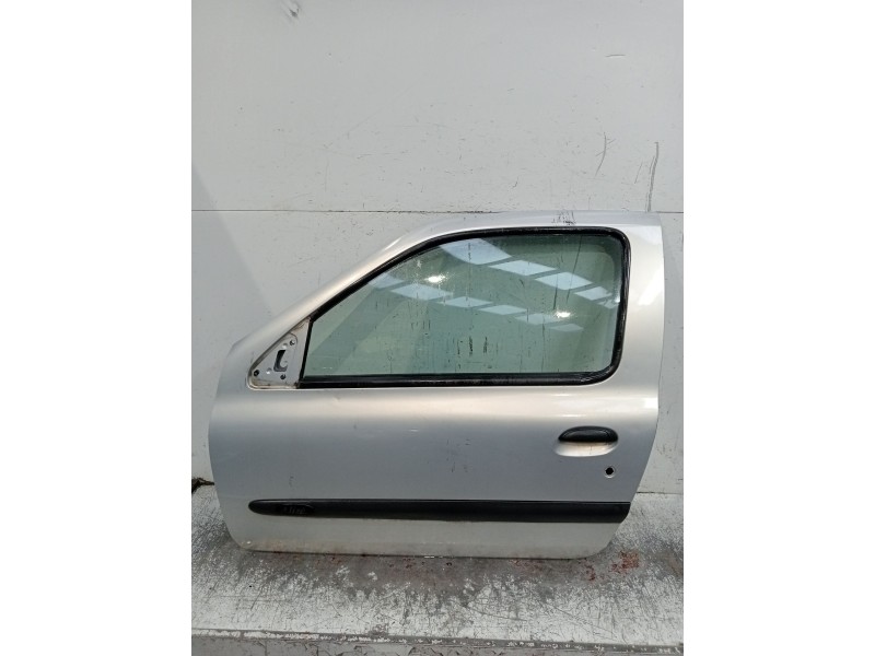 Recambio de puerta delantera izquierda para renault clio ii (bb_, cb_) 1.9 d (b/cb0j) referencia OEM IAM   3P