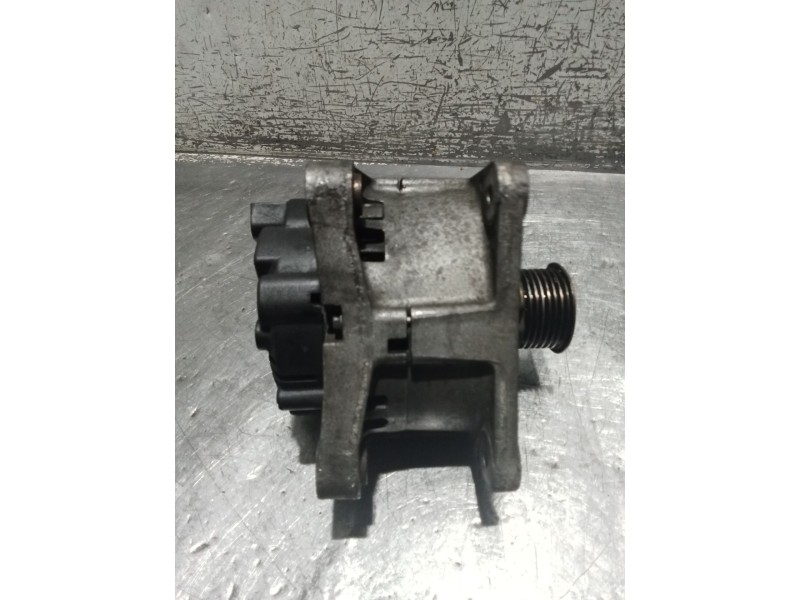 Recambio de alternador para renault megane ii coupé-cabriolet (em0/1_) 1.9 dci referencia OEM IAM 8200293215 2542818D 03