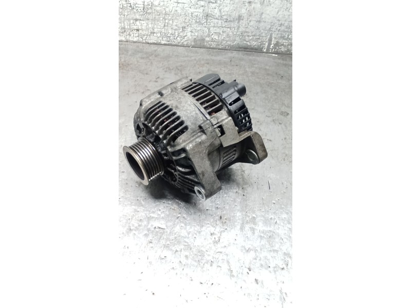 Recambio de alternador para renault clio ii (bb_, cb_) 1.9 d (b/cb0j) referencia OEM IAM 7700105539 110A 98