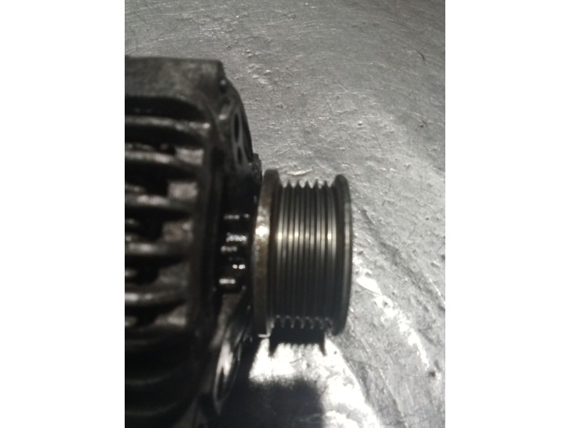 Recambio de alternador para toyota auris (_e15_) 1.4 d-4d (nde150_) referencia OEM IAM 270600N040 1042102320 06