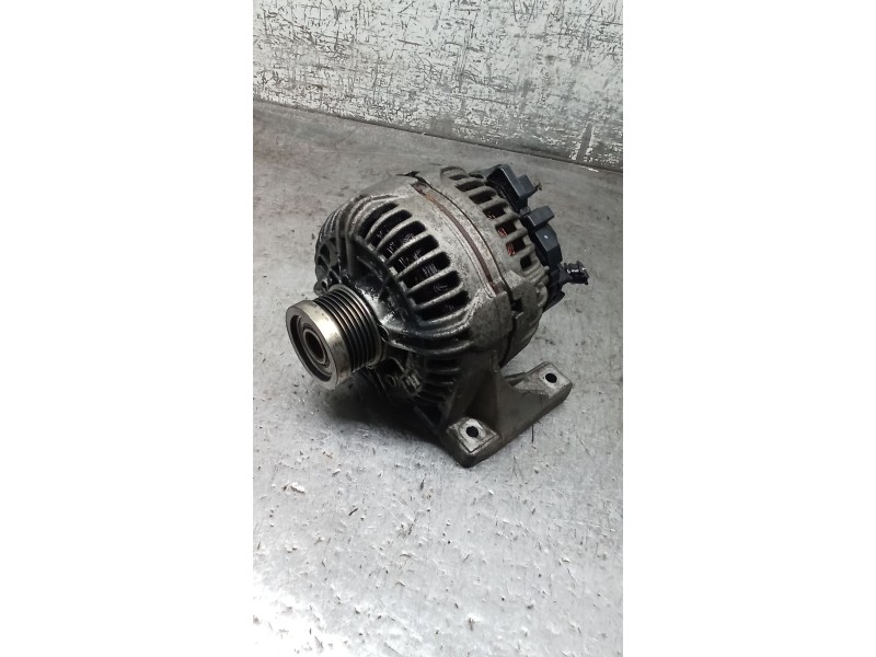 Recambio de alternador para volvo xc90 i (275) d5 awd referencia OEM IAM 30667788 0124625024 06 160A