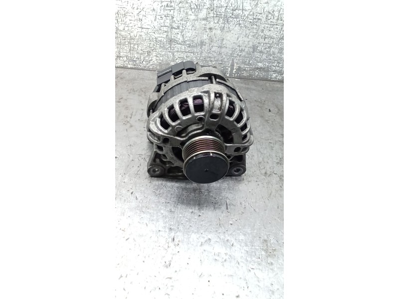 Recambio de alternador para dacia sandero ii (b8_) 1.5 dci referencia OEM IAM 231005933R 125A 12