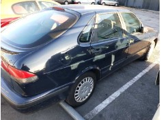 saab 9-3 berlina del año 2000 2