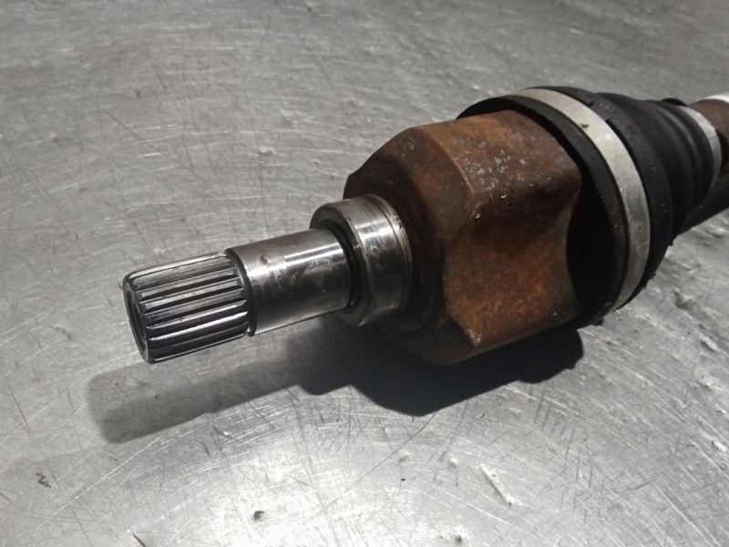 Recambio de transmision delantera izquierda para citroën c4 i (lc_) 1.6 vti 120 referencia OEM IAM 9637117780  06