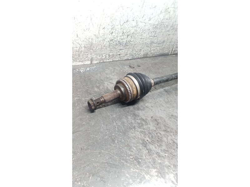 Recambio de transmision delantera derecha para toyota corolla (_e11_) 1.4 16v (zze111_) referencia OEM IAM   00