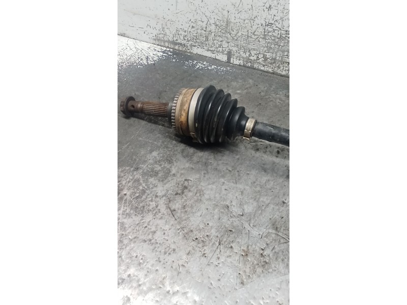 Recambio de transmision delantera derecha para toyota corolla (_e11_) 1.4 16v (zze111_) referencia OEM IAM   00