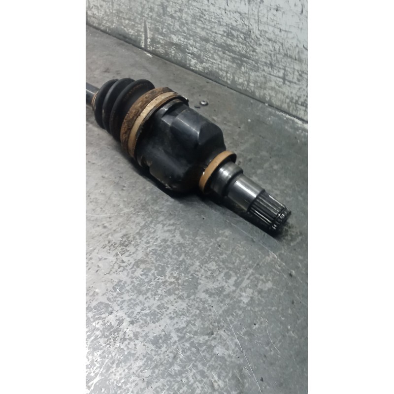 Recambio de transmision delantera derecha para toyota corolla (_e11_) 1.4 16v (zze111_) referencia OEM IAM   00